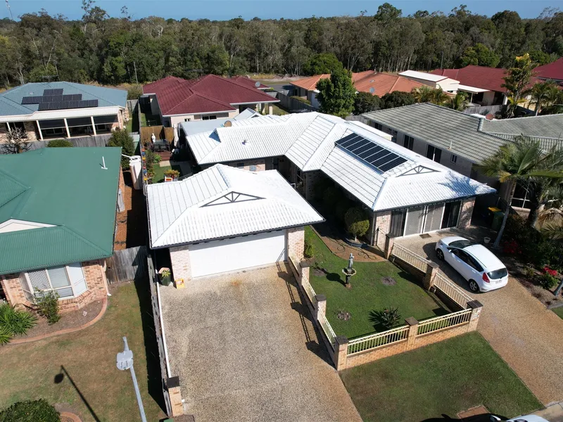 * Built For A Big Family & Ready To Entertain *