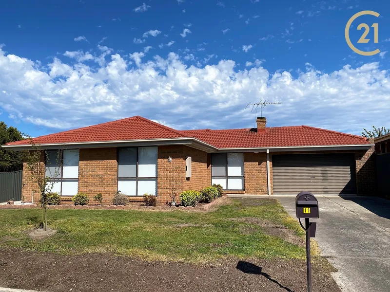 SPACIOUS, RENOVATED AND PRIVATE!