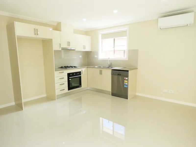 Ultra-Modern Brand-New Granny Flat