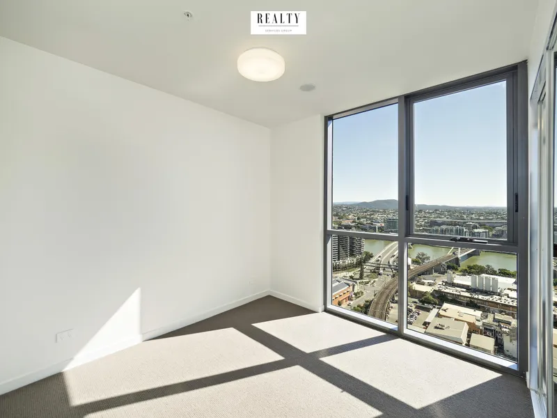 Furnished 1 Bed 1 Bath in Great Location - South Brisbane