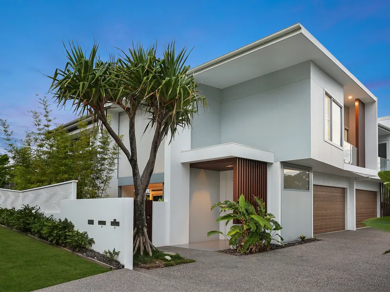 Spacious modern living with a touch of luxury