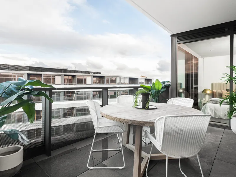 North Facing with Yarra River Views! INCENTIVES AVAILABLE!