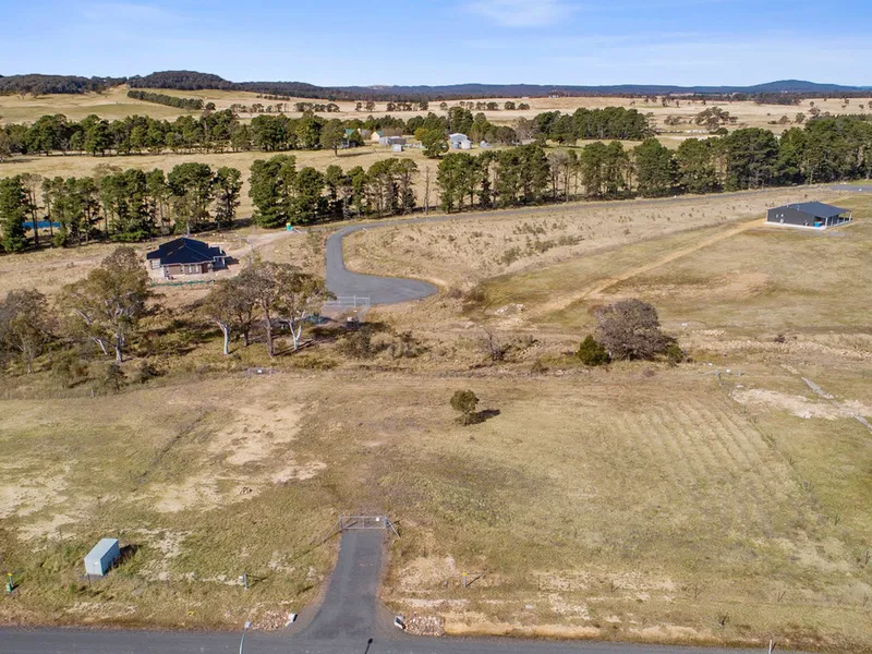 BETLEY PARK ESTATE 80 CORRIEDALE DRIVE, MARULAN / 5392 m2 / 1.33 ACRES / 0.53 HA