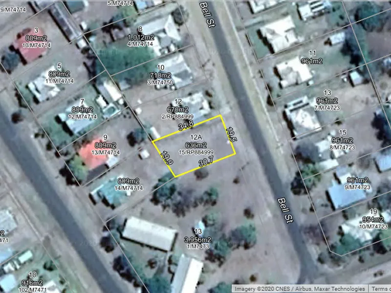 GREAT LEVEL BLOCK CLOSE TO TOWN