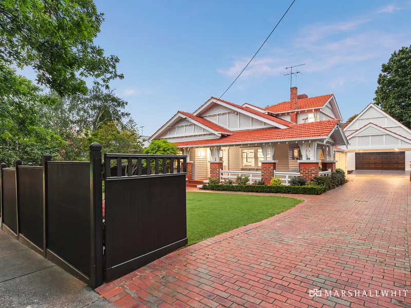 Family Living & Entertaining at its Finest