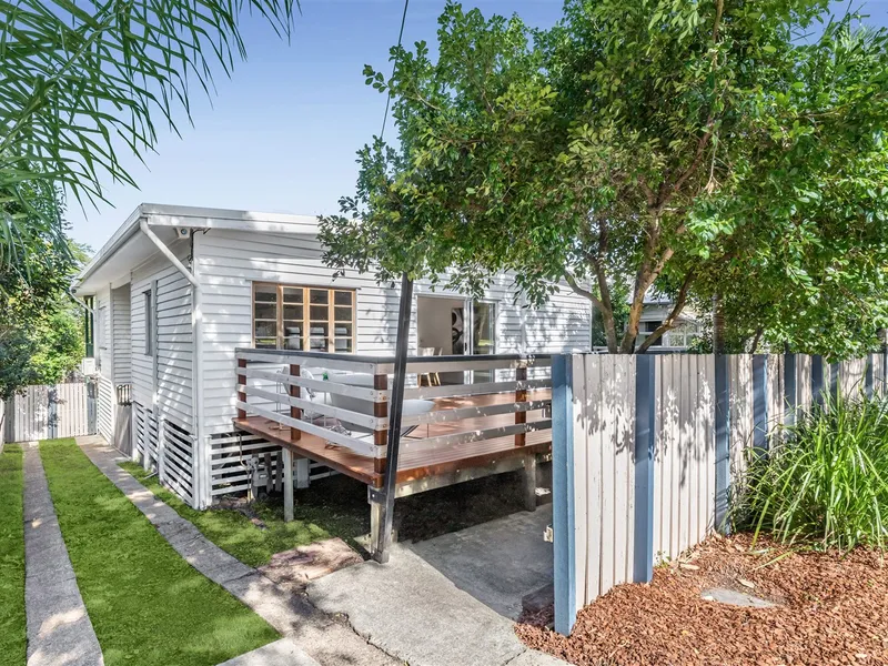 Post-War Family Home on the Hill