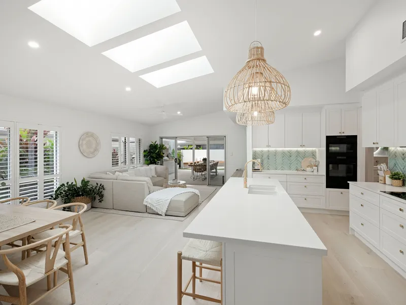 Uncompromising Luxury Meets Convenience - The Modern Gem of Peregian Springs