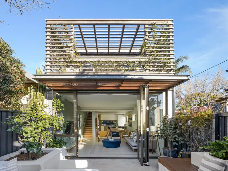 Luxurious terrace on enviable corner block