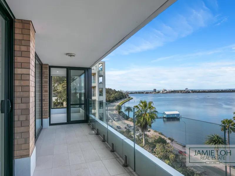 STUNNING RIVER VIEWS