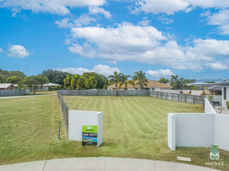 SPACIOUS FAMILY BLOCK – CLOSE TO BEACH & TOWN