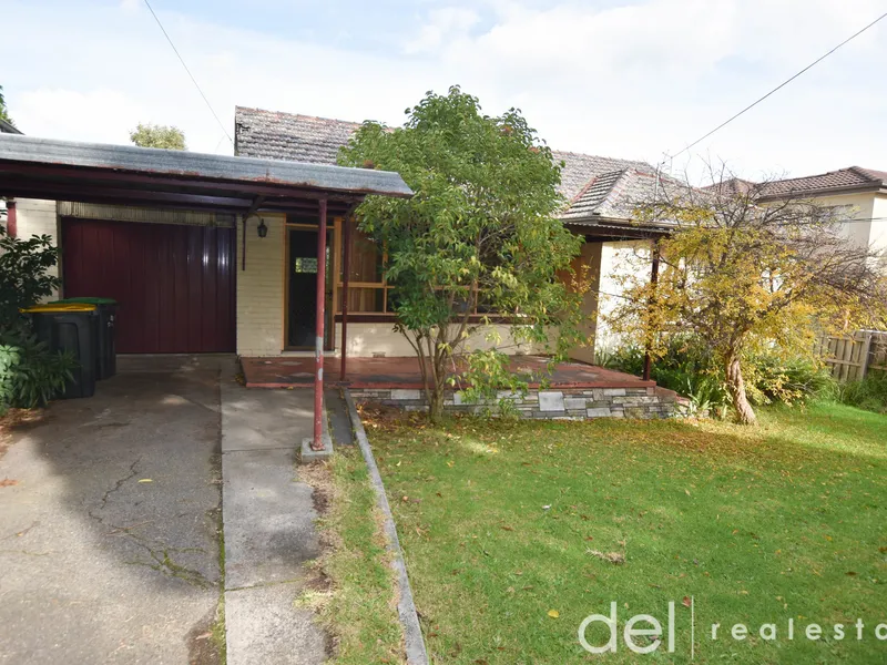 Quiet Street with Easy Access to Amenities