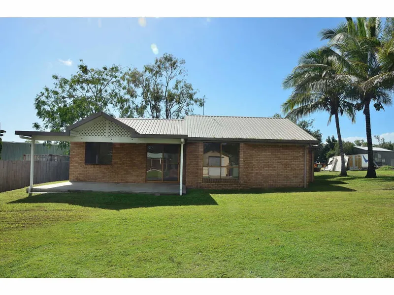 SEAFORTH  BRICK 2 KLM TO BOAT RAMP