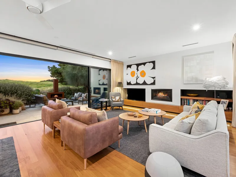 Peace, Quiet And Open Skies