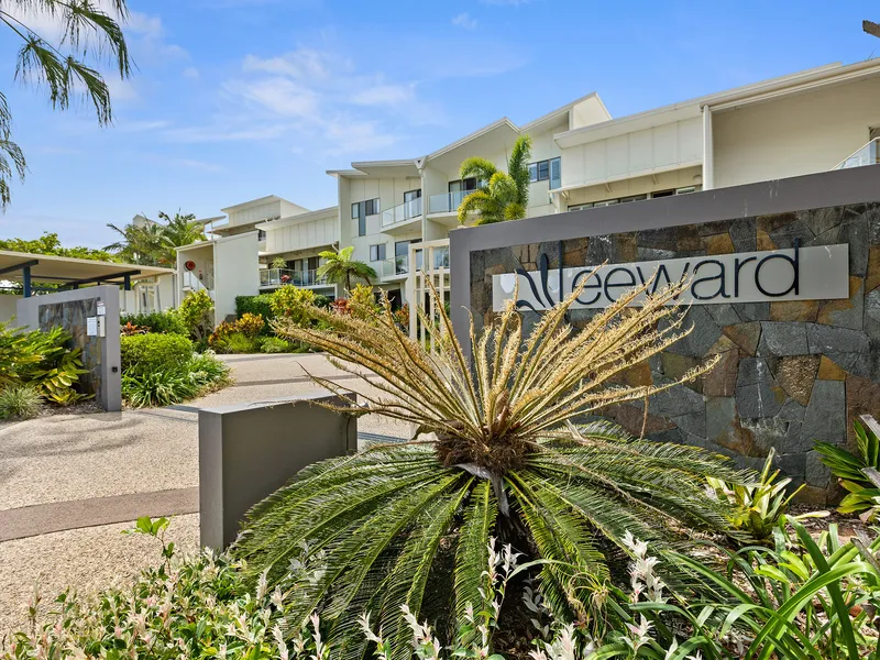 RESORT LIVING AT IT'S FINEST - REF 4127