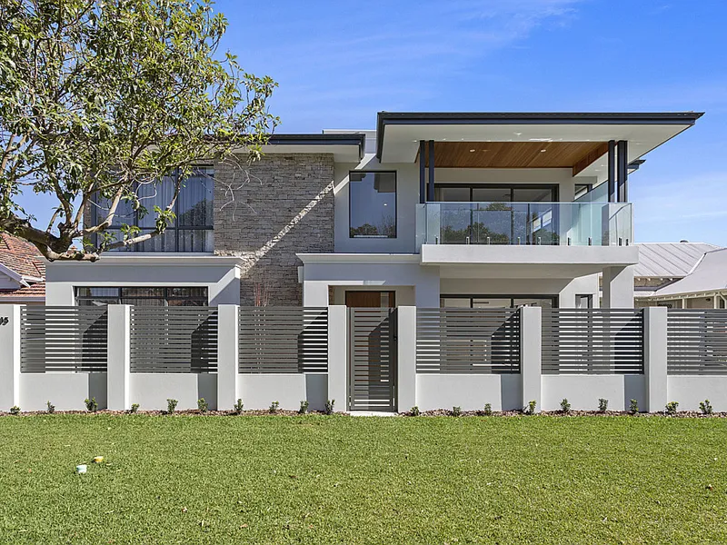 Brand NEW, spacious, stylish and oh so chic!