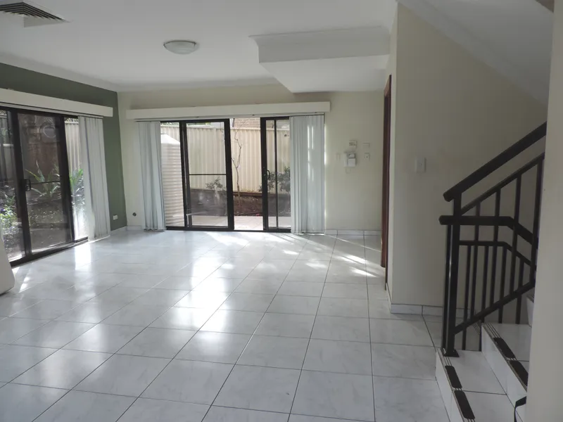 Near New Modern Duplex