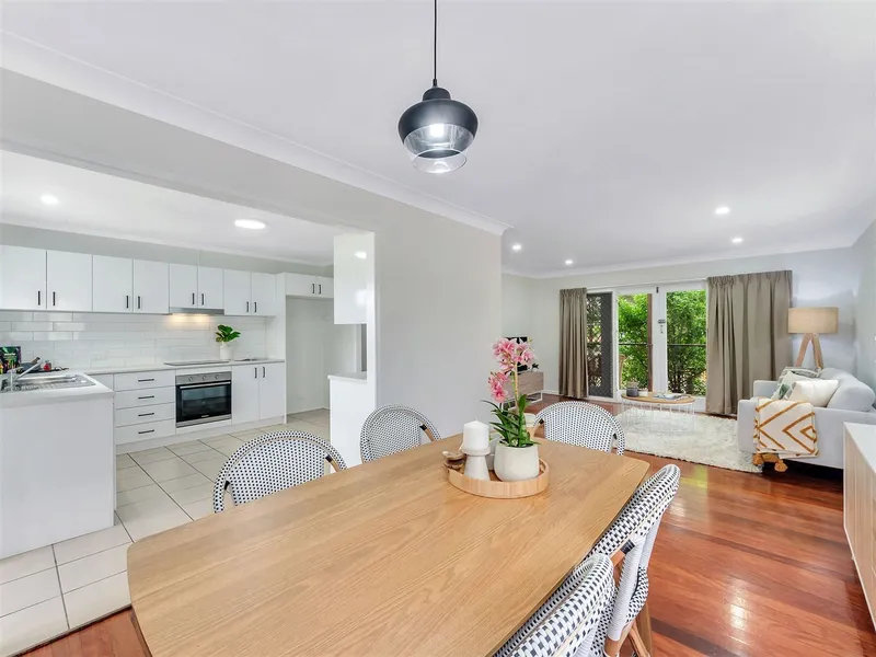 Stunning Family Home In Great Location!