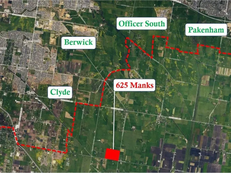 128 ACRES OF PRIME DEVELOPMENT OPPORTUNITY!