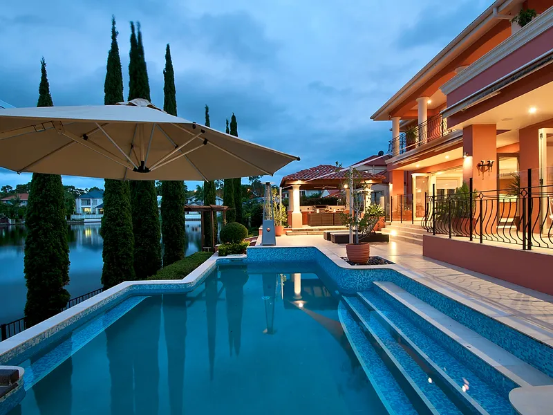 MEDITERRANEAN PALACE WITHIN TRANQUIL LAKESIDE ESTATE