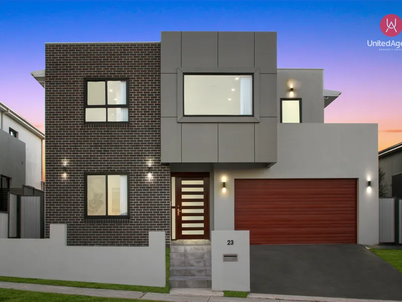 Modern Family Masterpiece in Prime Location