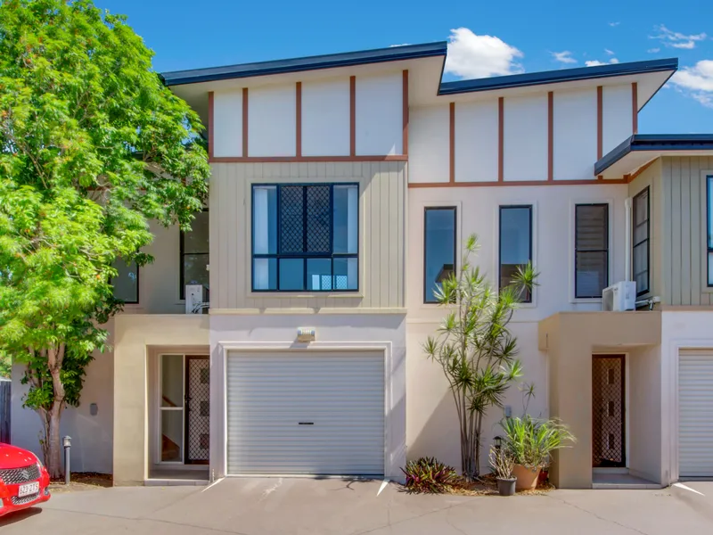 Modern Unit in Quite Location – PRICED TO SELL!