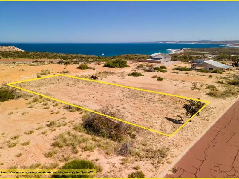 Stunning views, one of largest blocks in Eco Flora Estate at 915sqm