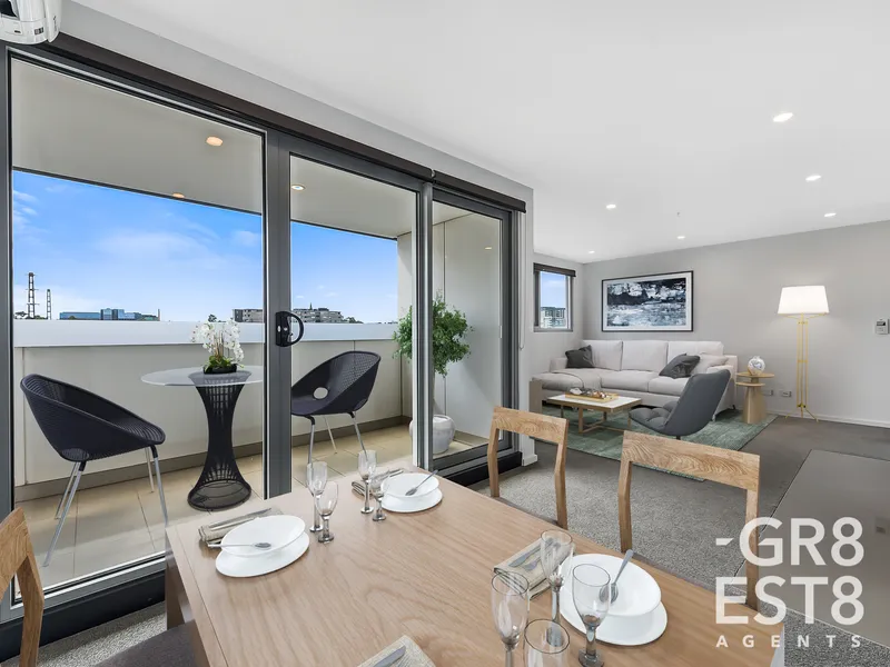 Location, Convenience and Lifestyle !