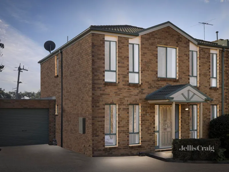 Spacious Townhouse in Norris Bank Estate – Ideal for Families