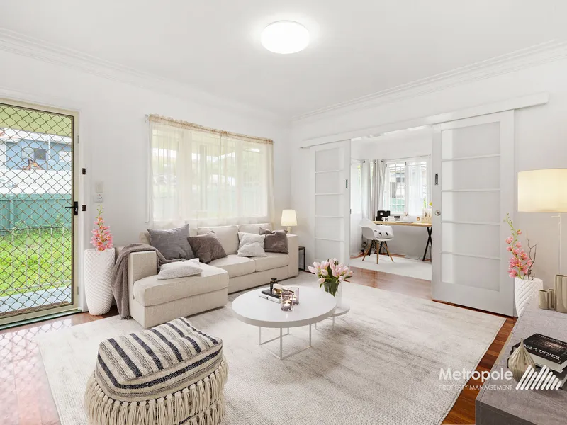 Charming Cottage with Flexible Floorplan