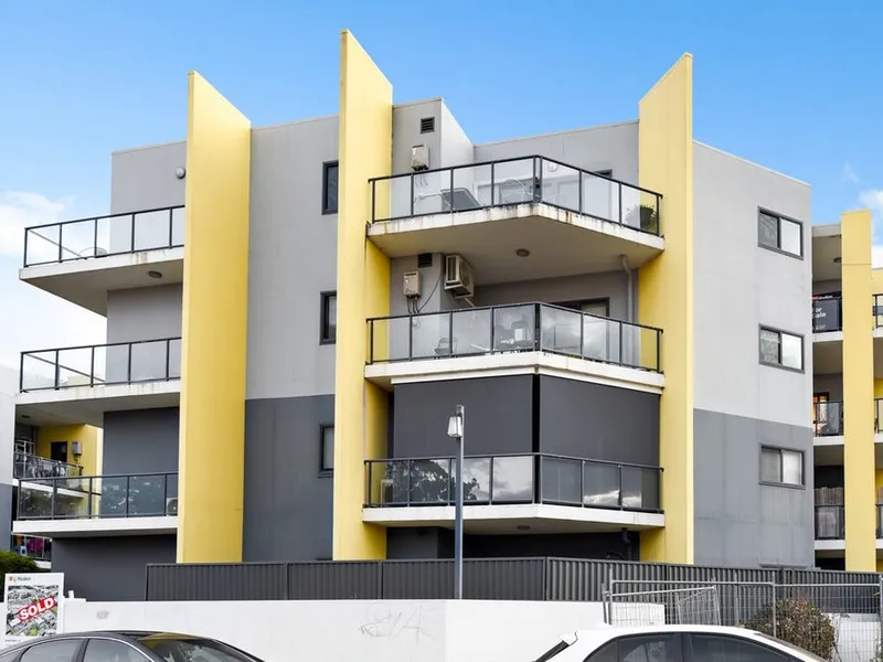 Modern Ground Floor Unit