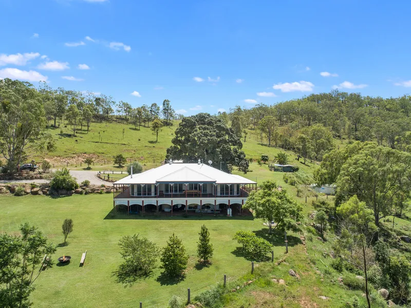 “The Oaks” – Wagyu – 469 Acres with Private Sprawling Homestead