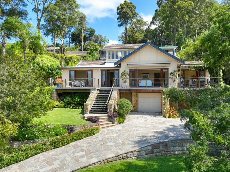 Prized Bayview Position - Spectacular Northerly Views to Lion Island