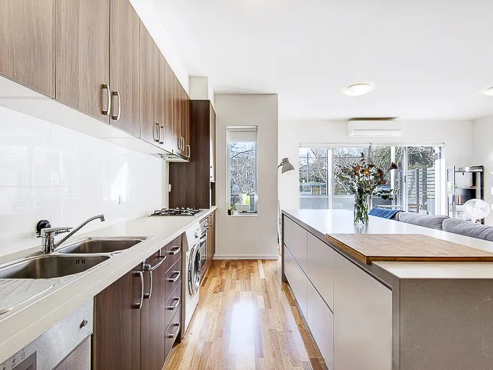 LIGHT AND BRIGHT SPACIOUS TWO BEDROOM APARTMENT IN A GREAT LOCATION | FLARE REAL ESTATE