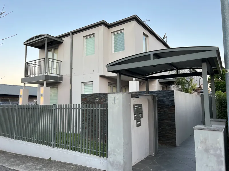 2 Bedroom townhouse for rent in Marrickville