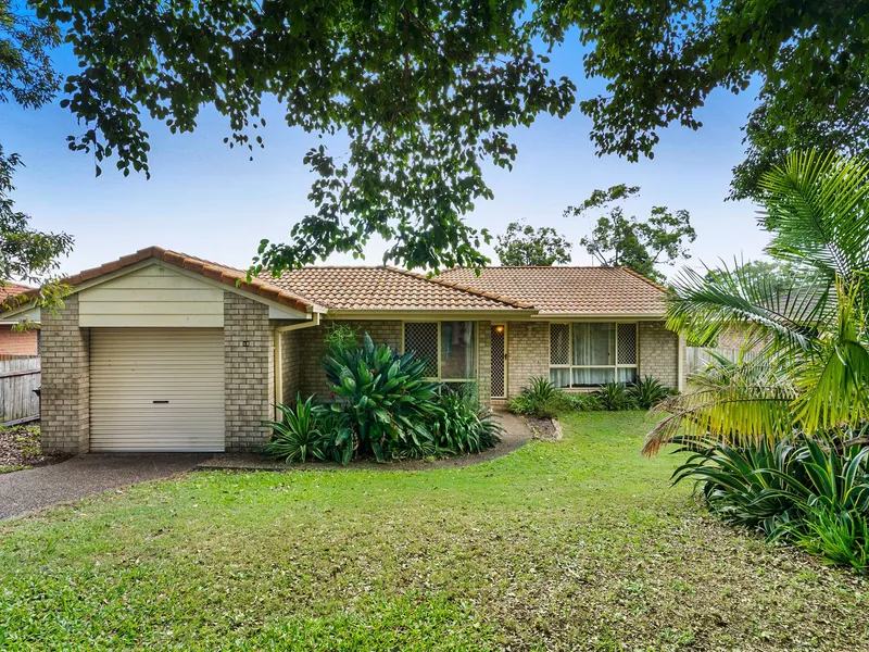 Lovely spacious low-set home in leafy pocket of Eagleby