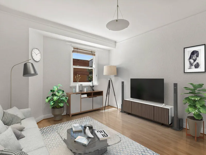 ONE BEDROOM APARTMENT - ART DECO BUILDING