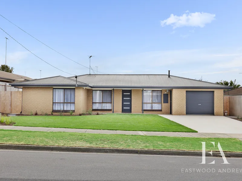 Renovated Grovedale stunner ticks all the boxes-614m2 block