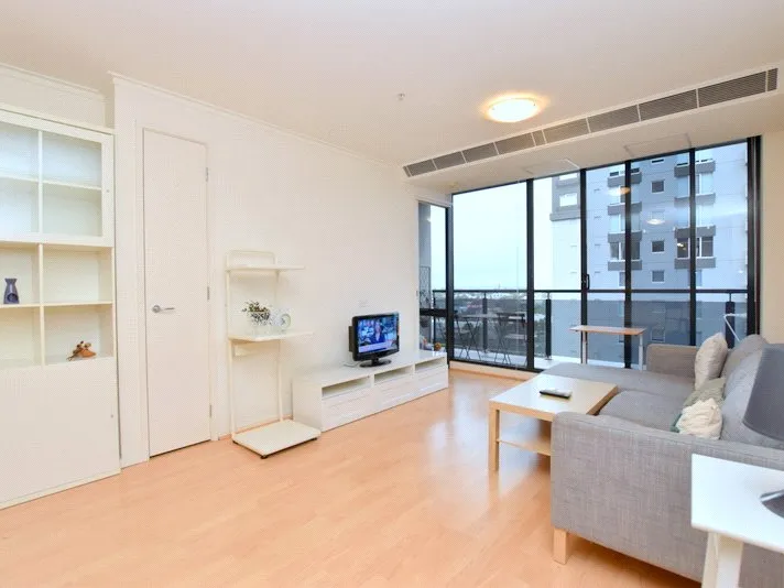 Vue Grande 13th floor, 63 Whiteman St: You’ll Never Want To Leave!