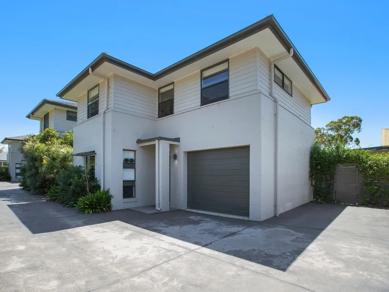 Lovely 3 Bedroom Townhouse