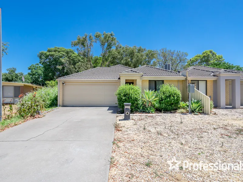 LOW MAINTENANCE 3X2 - NO STRATA FEES