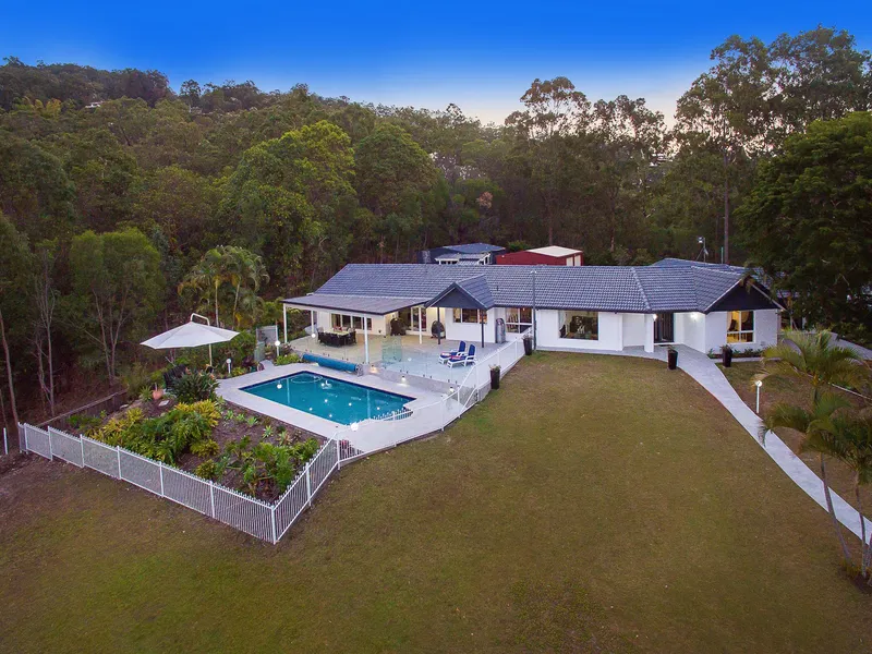 INVEST FOR FUTURE GENERATIONS -5 PRIVATE ACRES -VIEWS - CLOSE TO AMENITIES