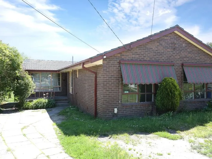 Outstanding 4-bedroom house in premium leafy quite court location