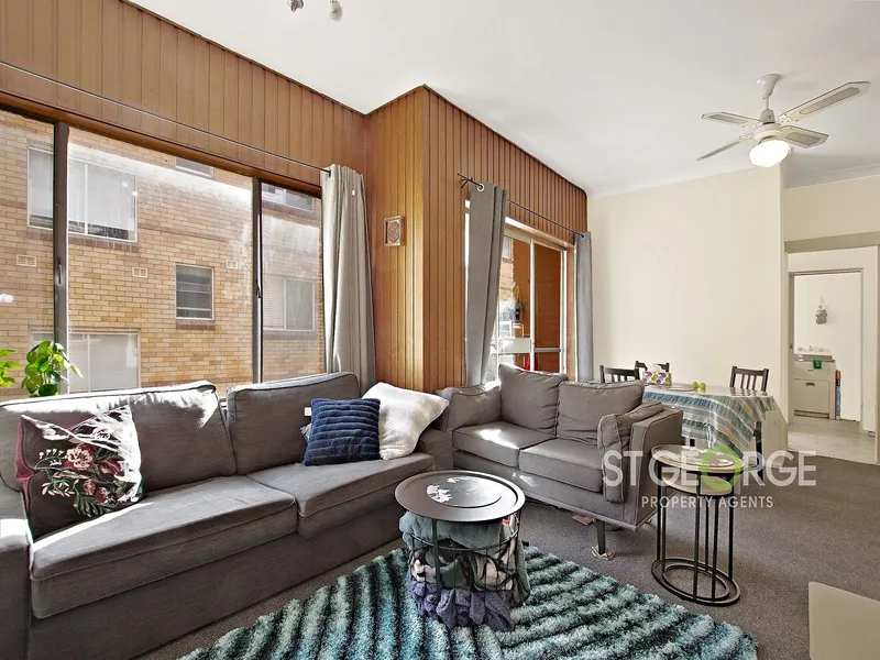 Sought after parkside location