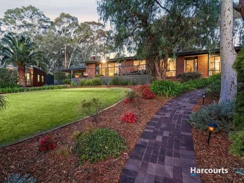 Country Style Living, City Convenience (Adj Chandlers Hill)