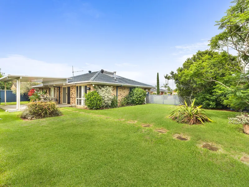 Renovated family perfection in quiet cul-de-sac