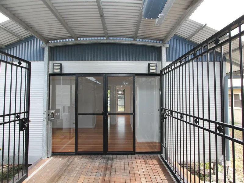 Reduced - Unique Pavillion Home