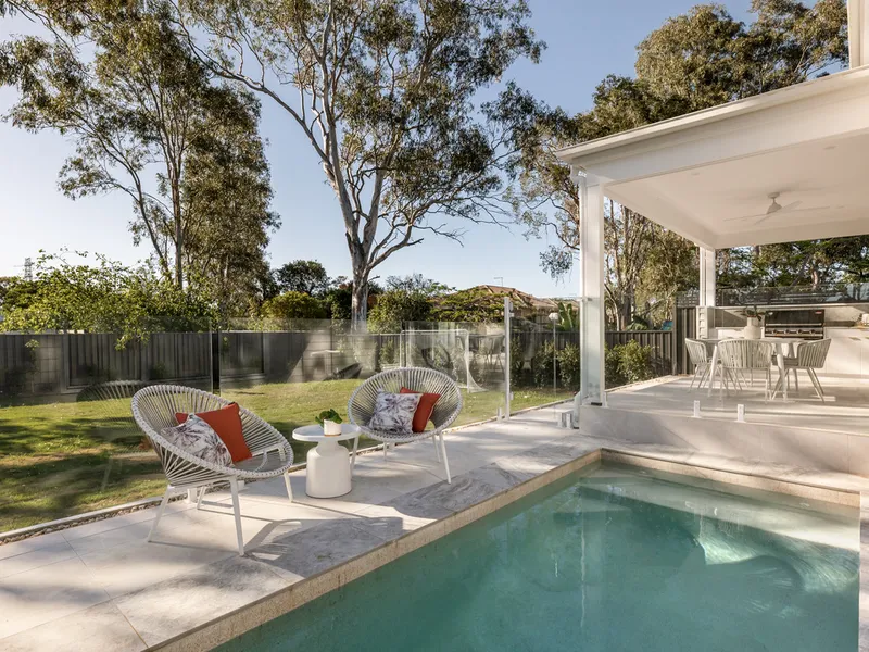 Luxurious and private family sanctuary set amongst leafy surrounds