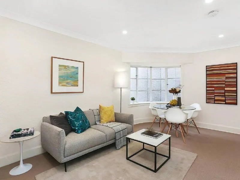 Charming Ground Floor Apartment with One Bedroom