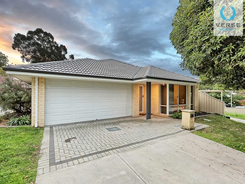 Super Sized, 5 bed, 2 bath street front family home