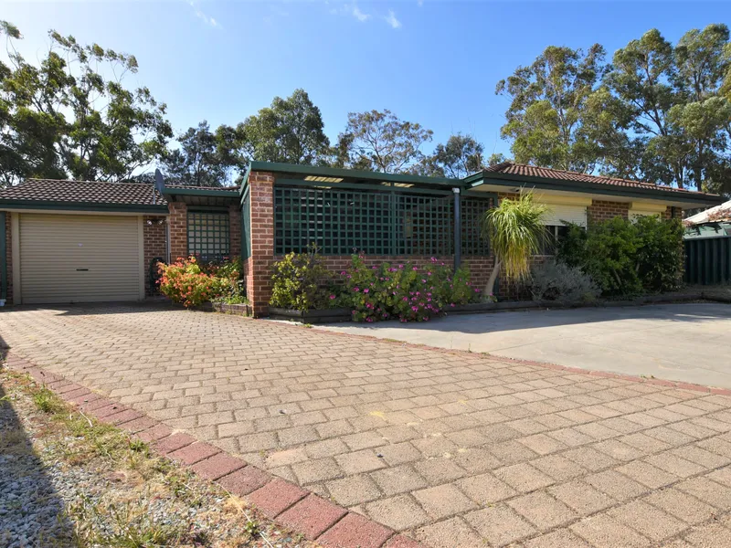 LARGE WORKSHOP PLUS $20,000 8kw BATTERY SOLAR SYSTEM